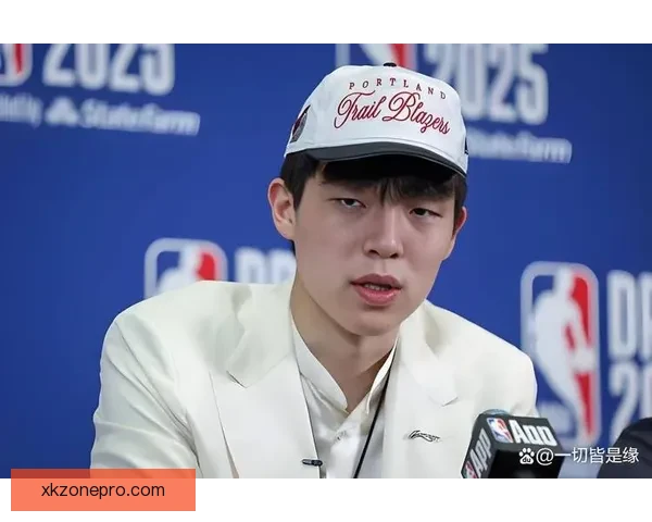 开拓者官方宣布召回杨瀚森晒全队合影告别赛季小杨缺席引发关注热